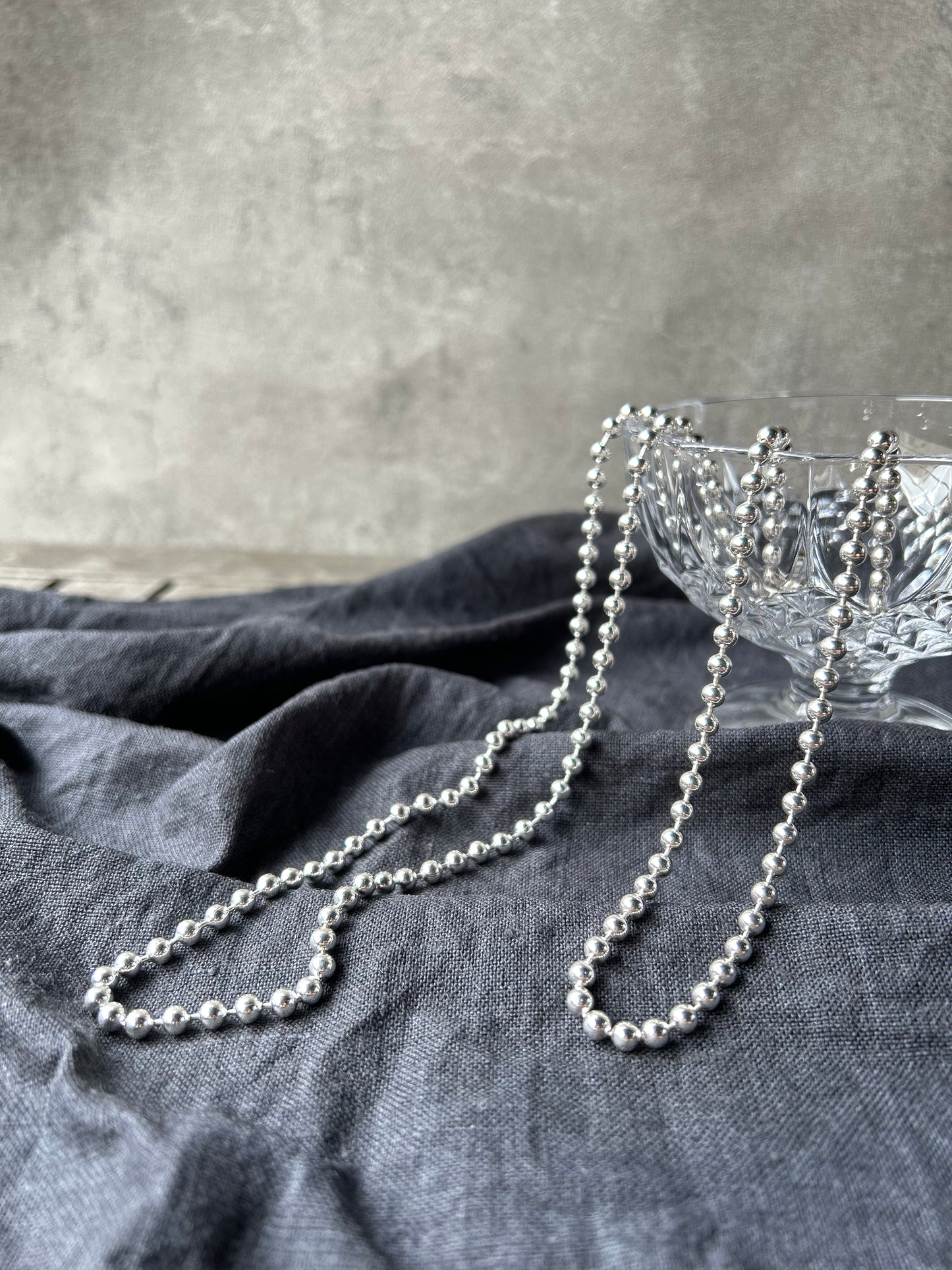 Days_4.5 BallChain Necklace