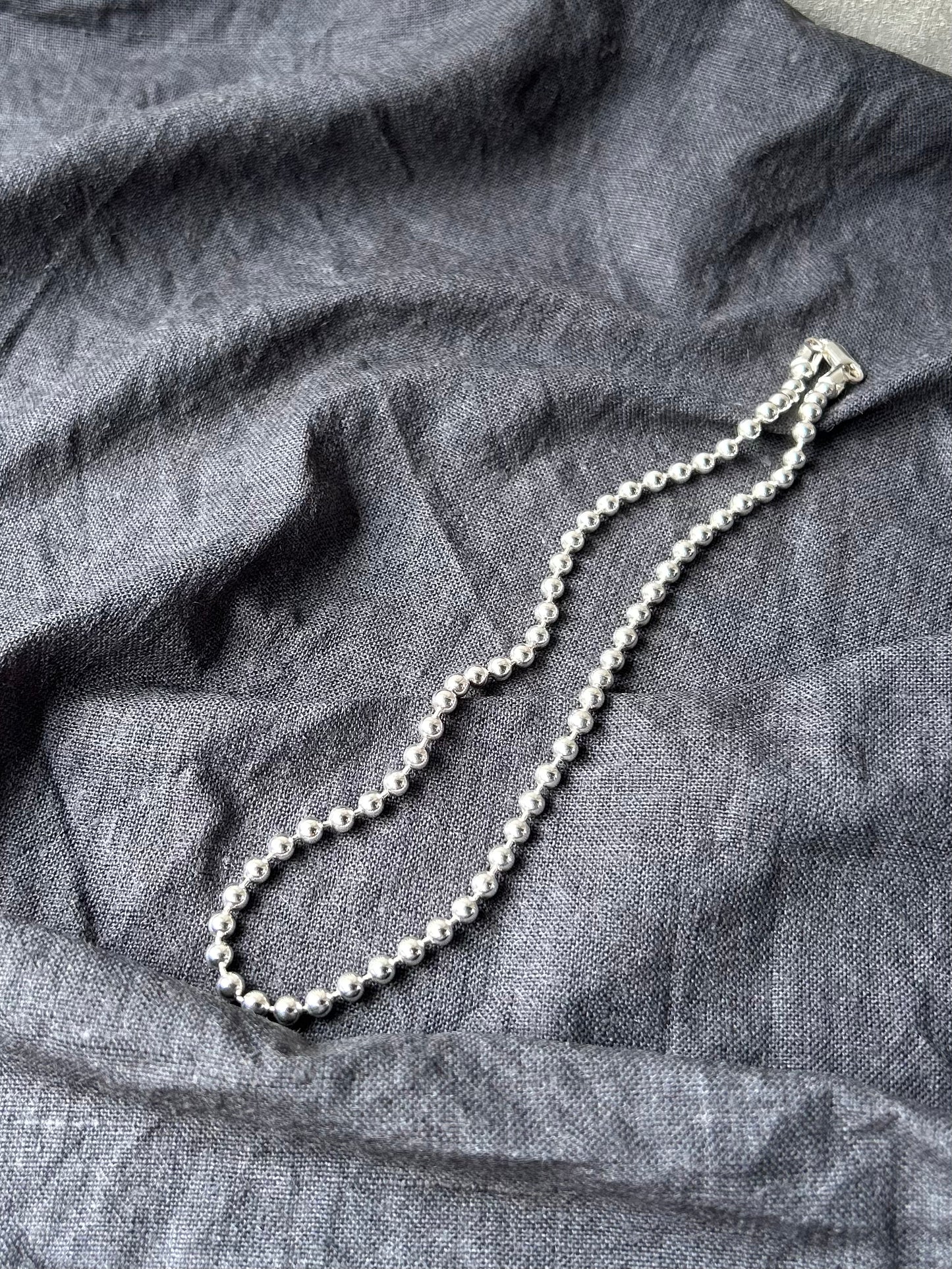 Days_4.5 BallChain Necklace